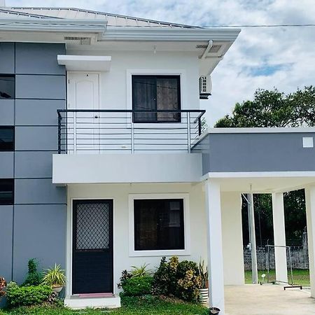 Cozy Home At A Private Subdivision Abucay Extérieur photo